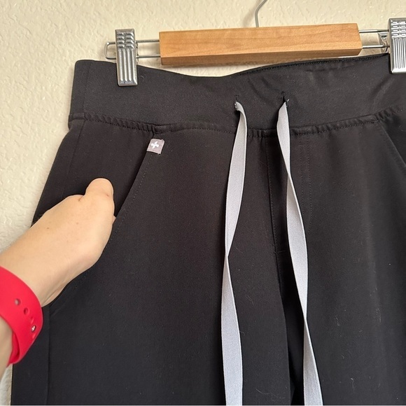 FIGS Zamora Nurse Medical Jogger Scrub Pants Black PO3478 - Picture 7 of 15